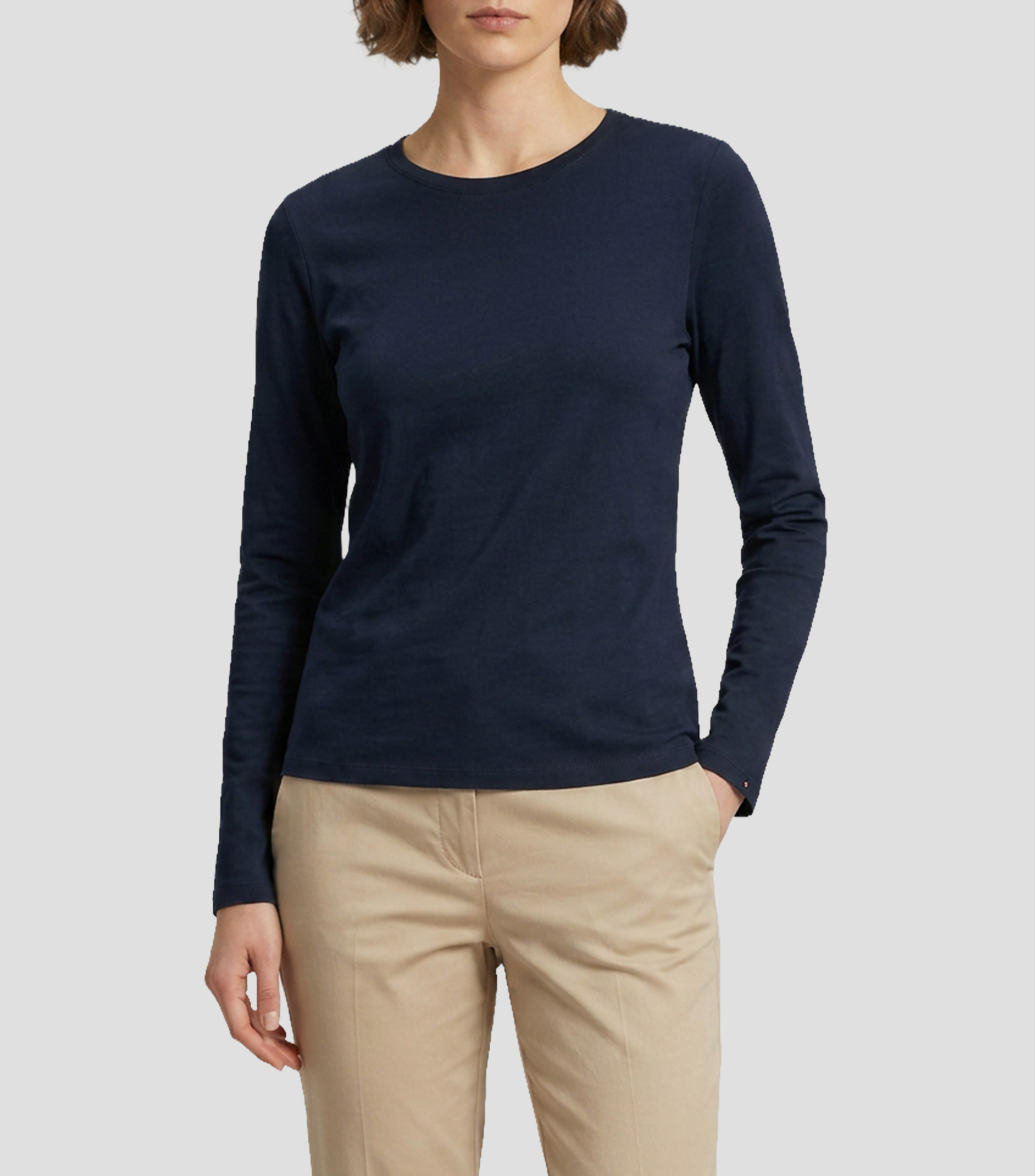 Playera cuello redondo manga larga lisa Mujer